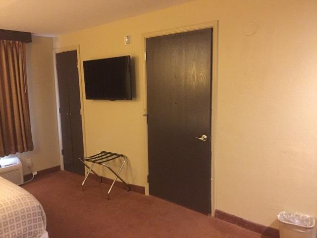 Americas Best Value Inn Caldwell Екстериор снимка